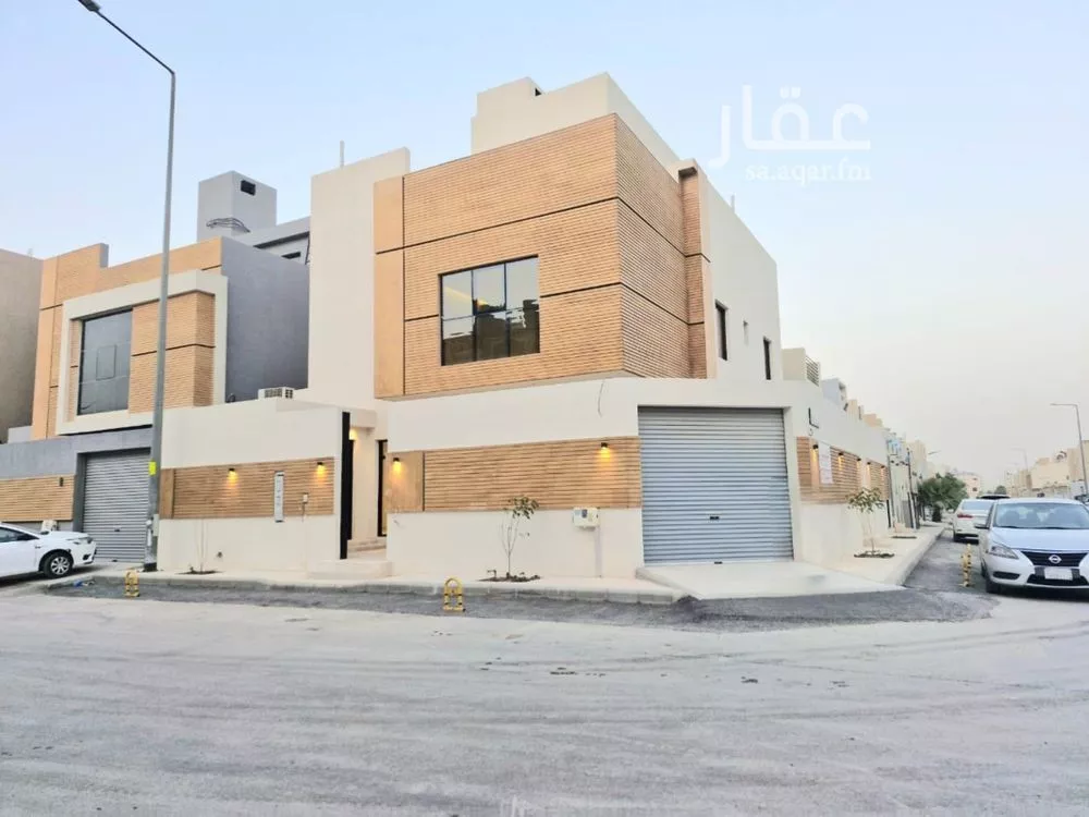 5 bedroom villa in Al Aridh 1