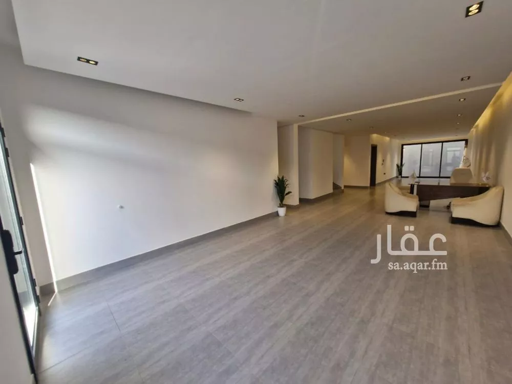 5 bedroom villa in Al Yasmin 3
