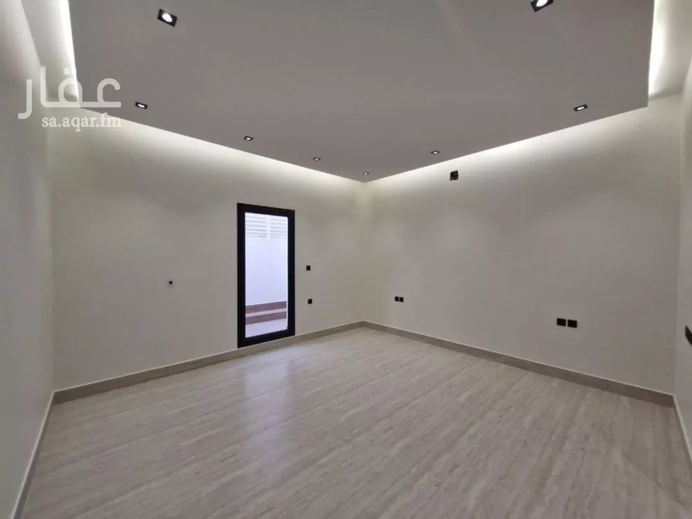 6 bedroom villa in Al Narjis 3