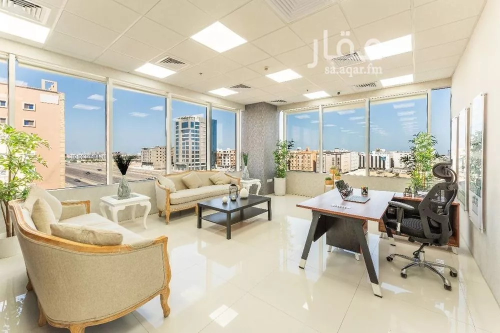 مكتب 1680 م² في الفردوس 4