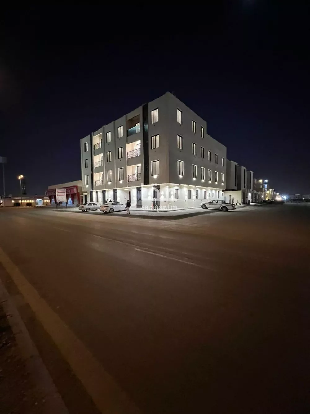 4 bedroom apartment in Dhahrat Namar, Riyadh 8