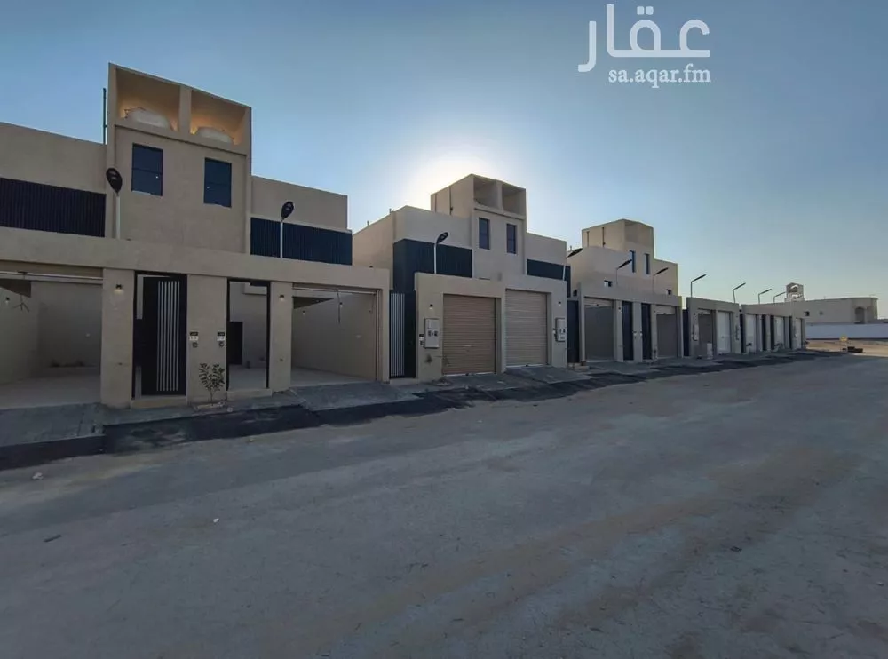 5 bedroom floor in Dahiat Namar 4