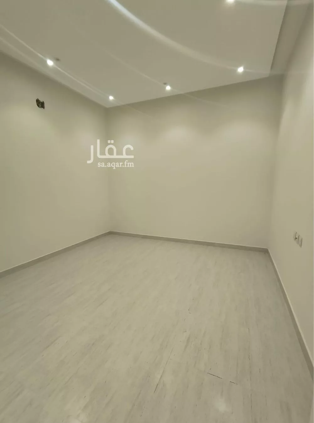 5 bedroom floor in Dahiat Namar 3