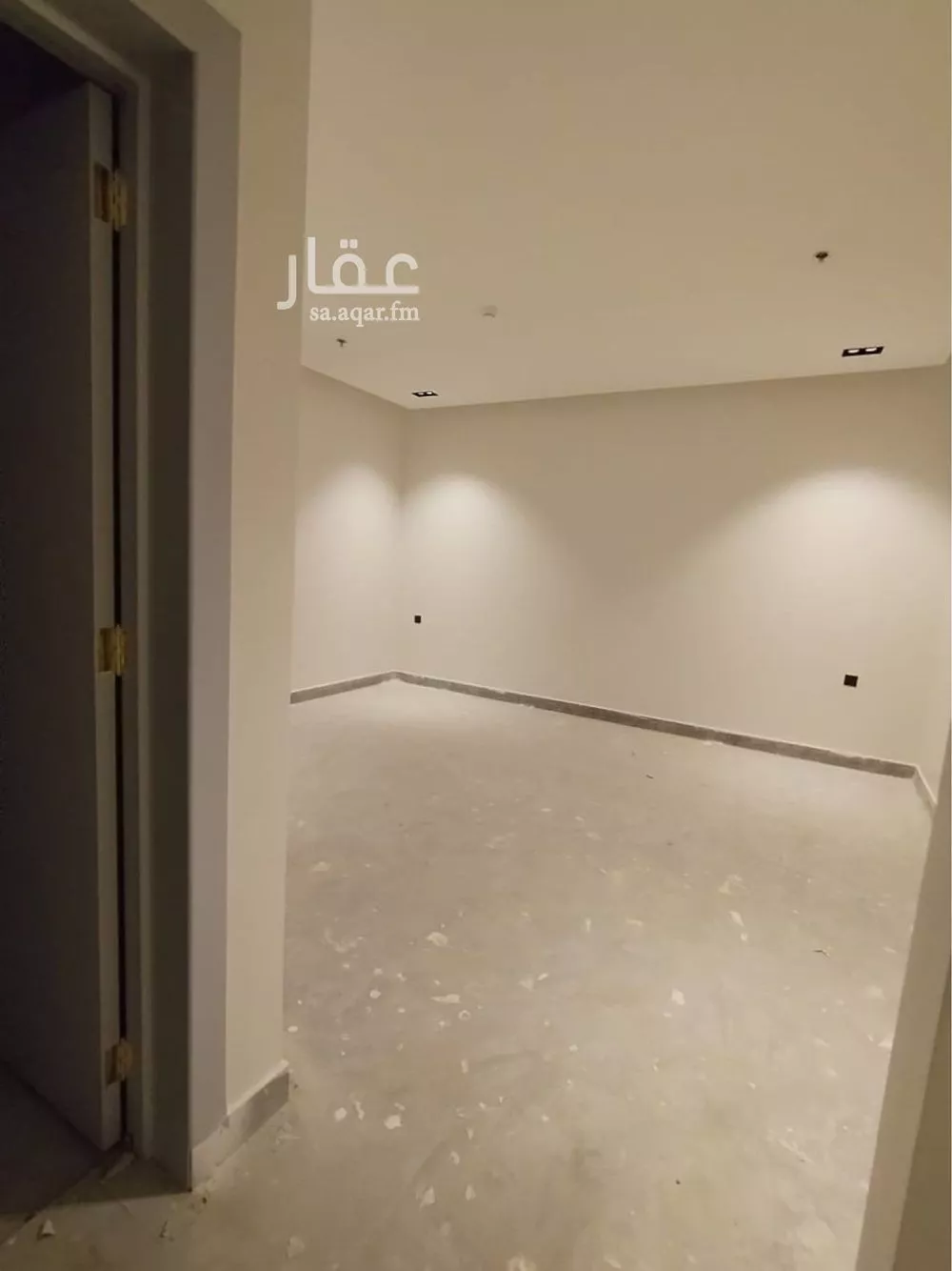 شقة 4 غرف في الحزم 3