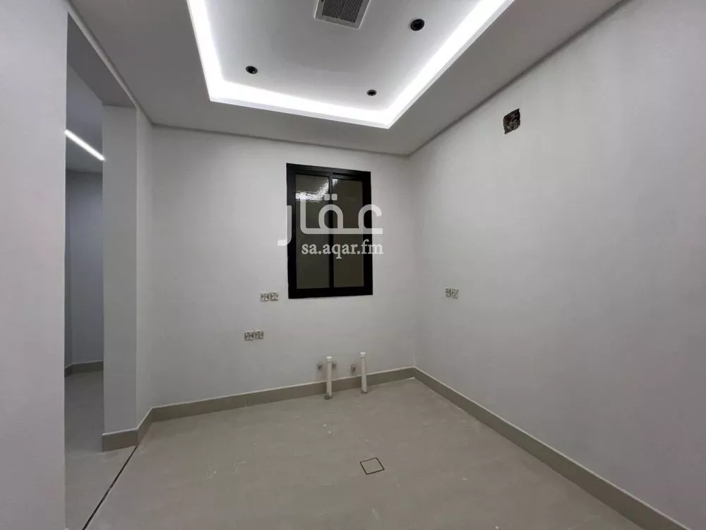 4 bedroom apartment in Dhahrat Namar, Riyadh 17