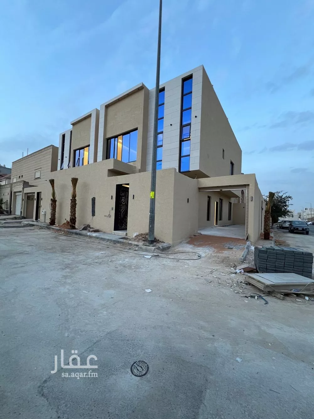 فيلا 6 غرف في الحزم 2