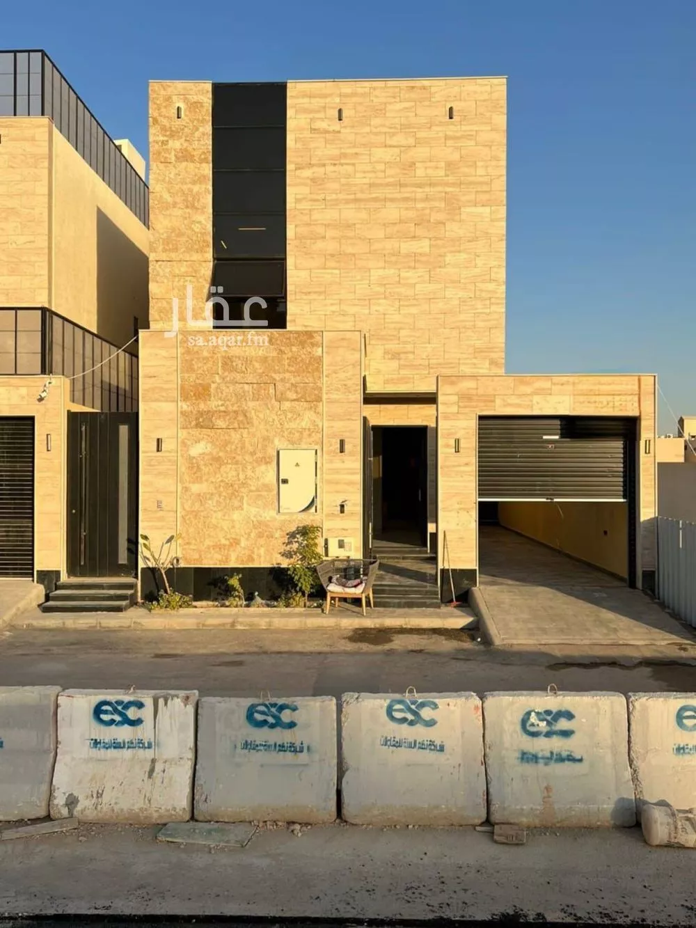 10 bedroom villa in Dhahrat Namar 3