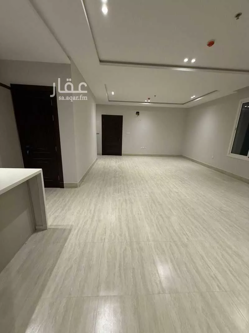 شقة 3 غرف في الحمرا 5