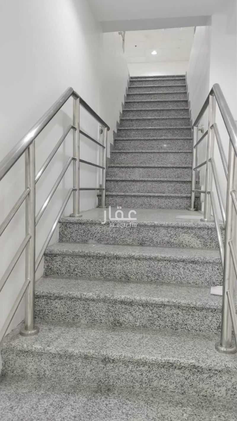 محل 1860 م² في المروة 4