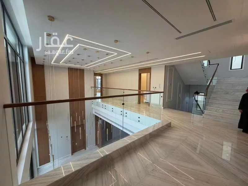 فيلا 6 غرف في البحر 2