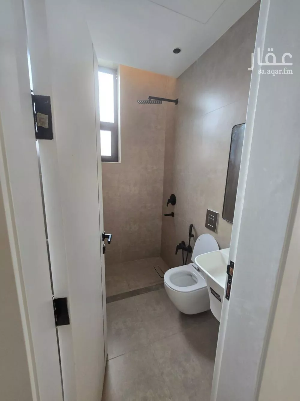 شقة 3 غرف في النرجس 4