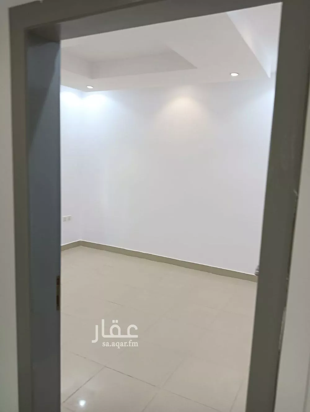 فيلا 5 غرف في الياسمين 2