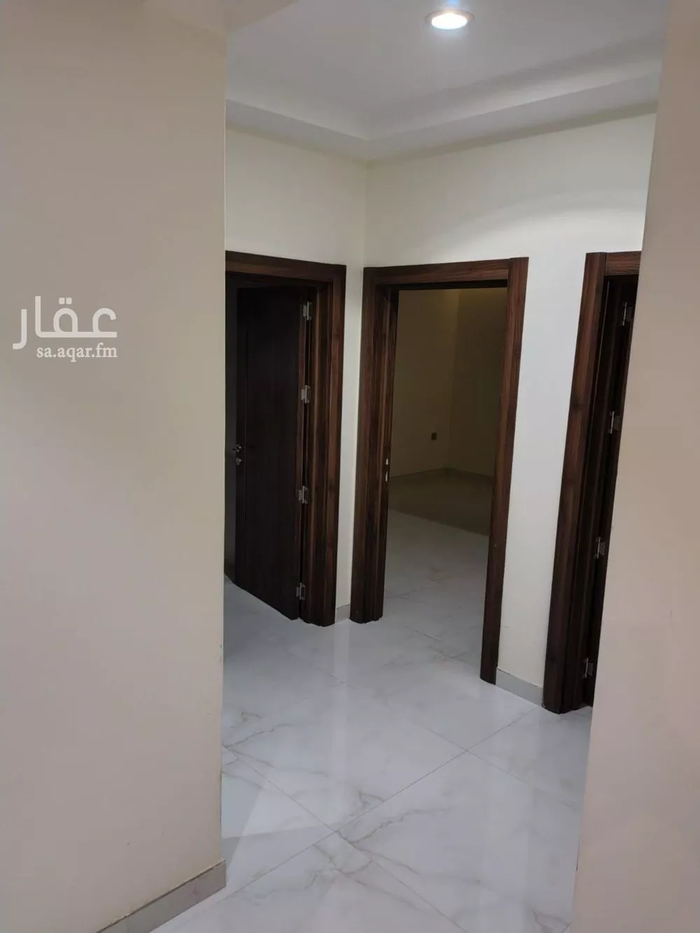 شقة 4 غرف في النرجس 4