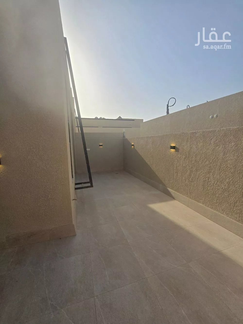 دور 3 غرف في النرجس 3