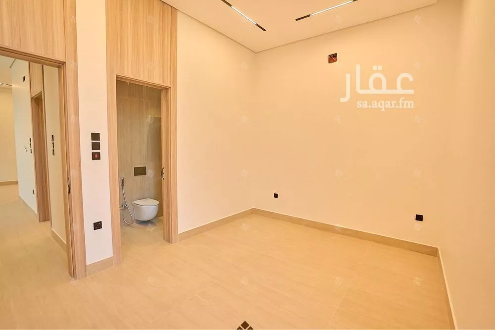 4 bedroom villa in Al Mahdiyyah, Riyadh 16