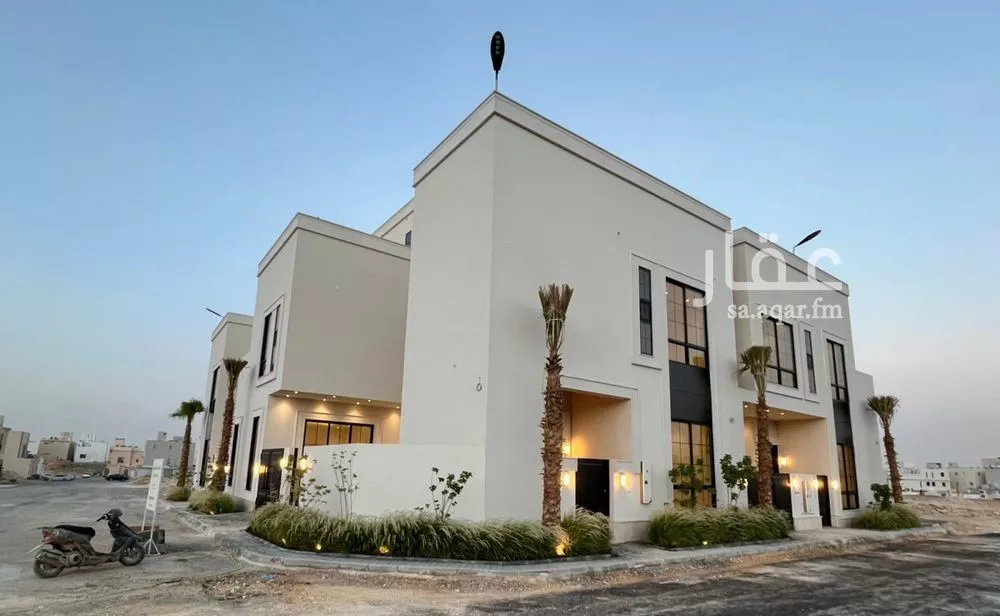 5 bedroom villa in Al Mahdiyyah 4