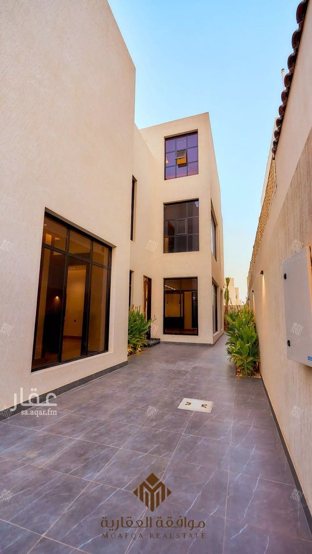 8 bedroom villa in Al Mahdiyyah 4