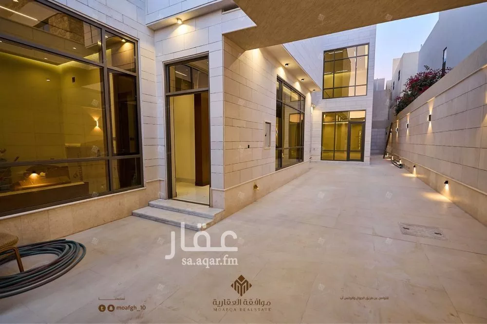 فيلا 7 غرف في المهدية 5