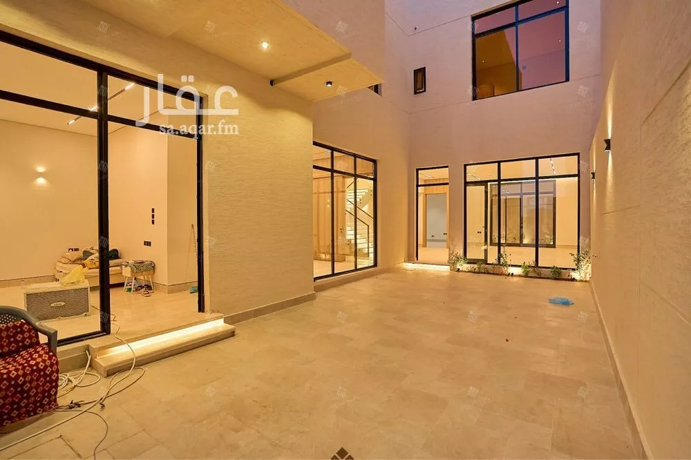 6 bedroom villa in Al Mahdiyyah 5