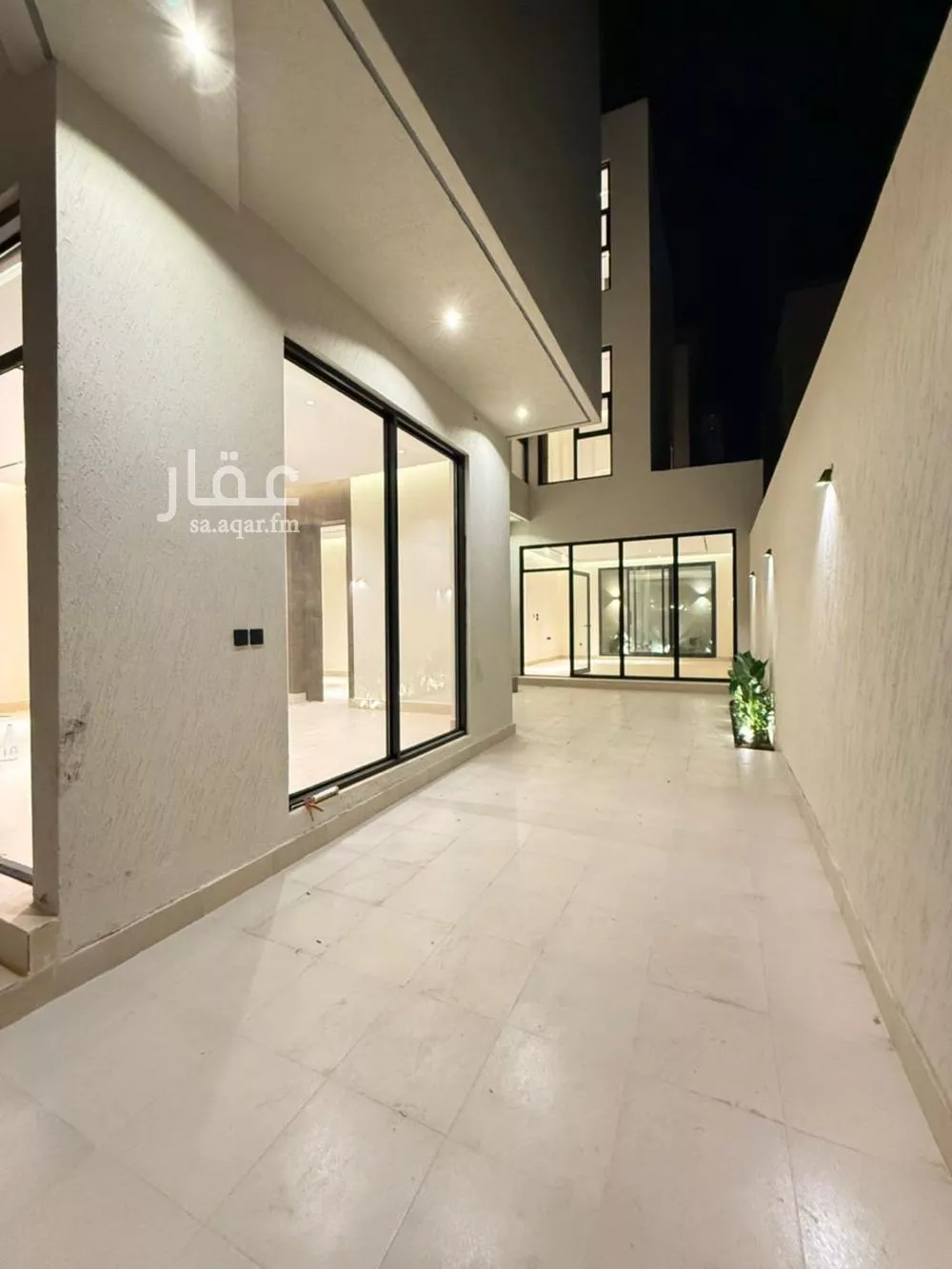 5 bedroom villa in Al Mahdiyyah 4