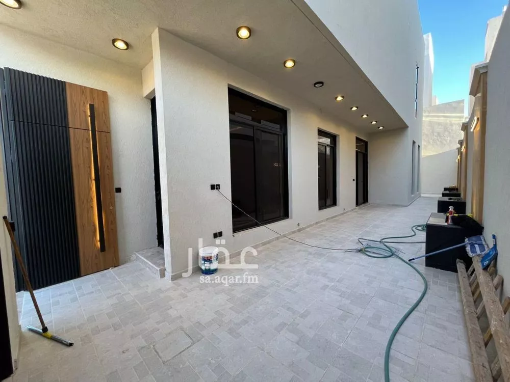 7 bedroom villa in Al Mahdiyyah, Riyadh 8
