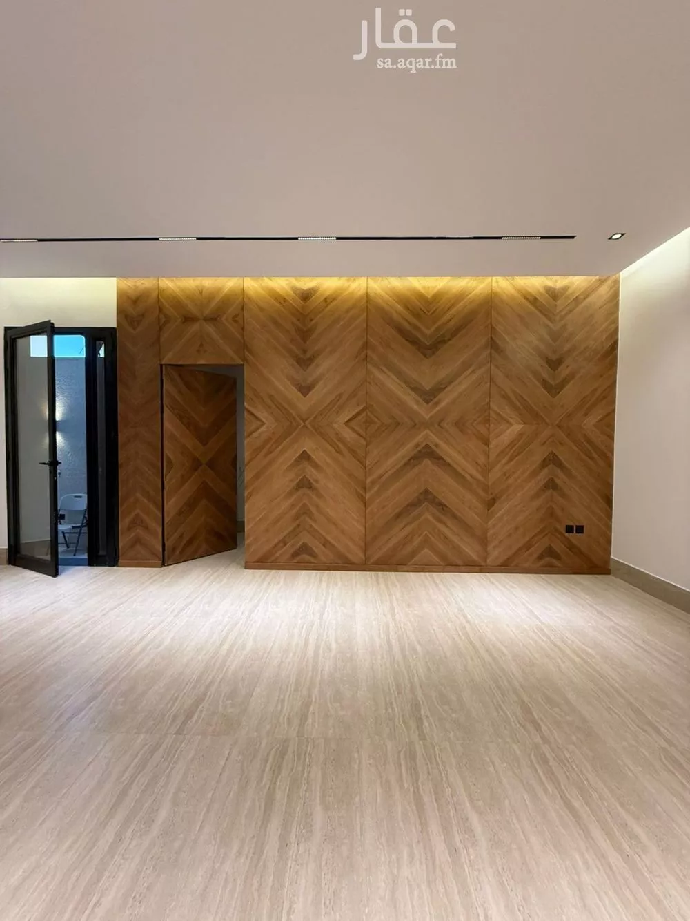 5 bedroom villa in Al Mahdiyyah 3