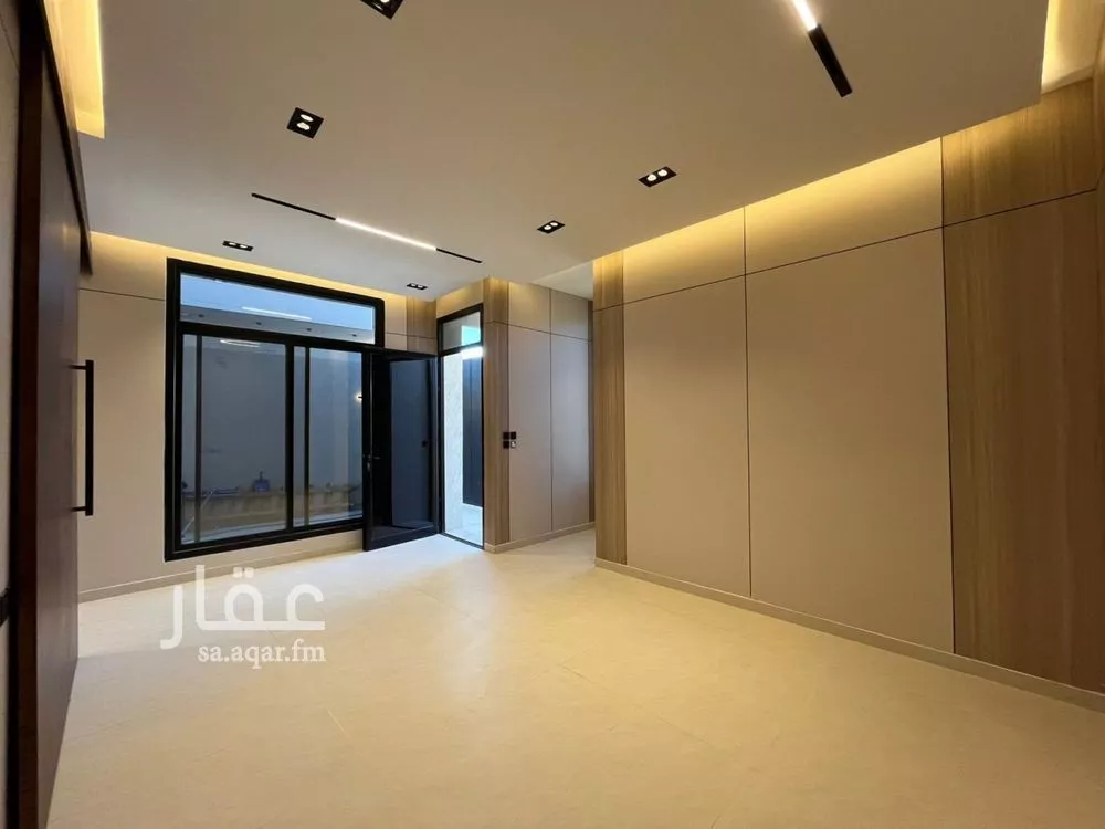 7 bedroom villa in Al Mahdiyyah, Riyadh 11