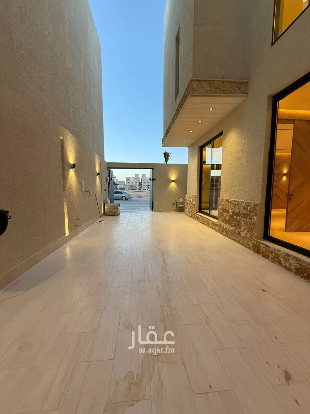 5 bedroom villa in Al Mahdiyyah 2