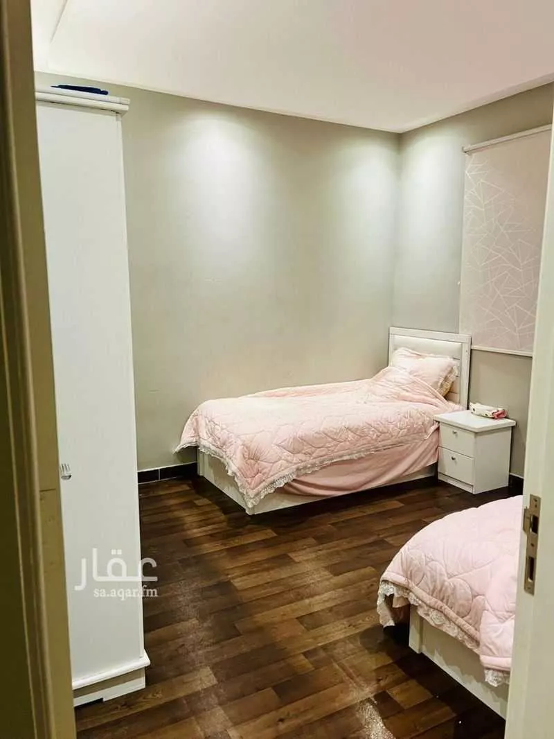 شقة 4 غرف في الملقا 3