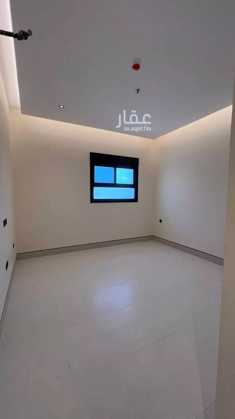3 bedroom apartment in King Fahd, Riyadh 5