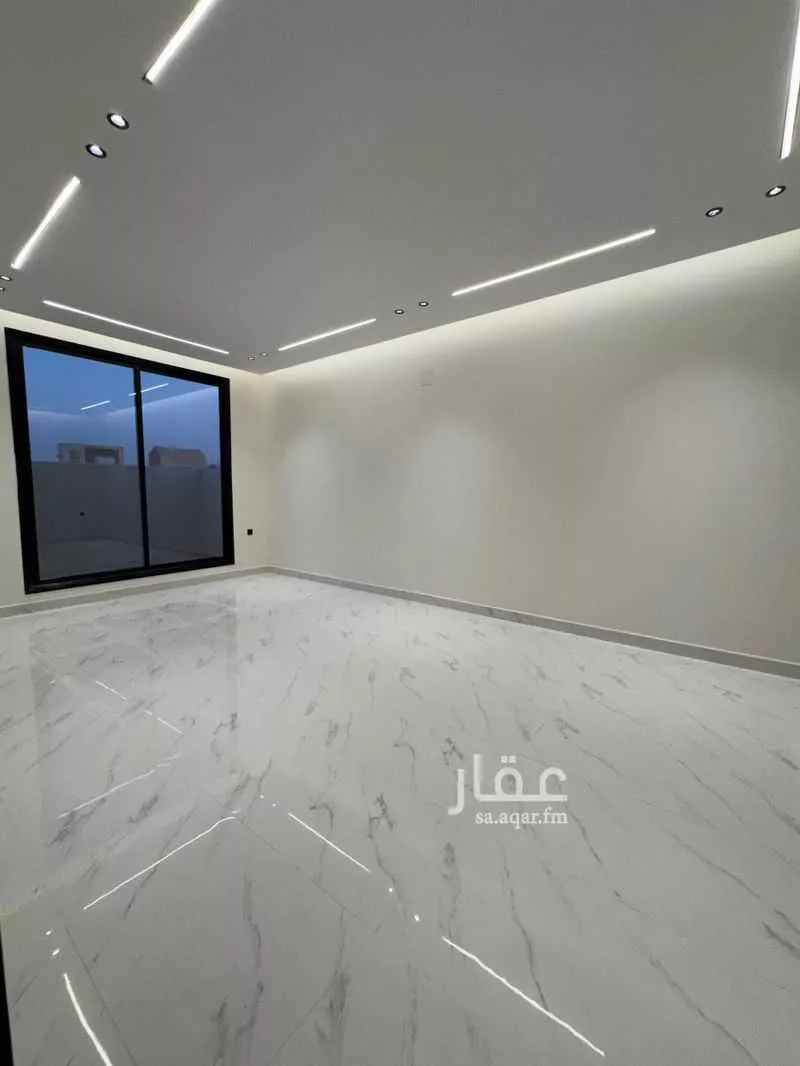 3 bedroom floor in Al Munsiyah 2