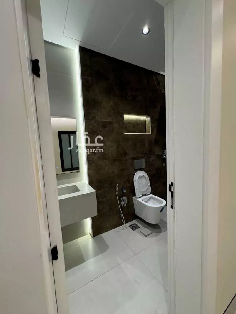 3 bedroom apartment in King Fahd, Riyadh 9