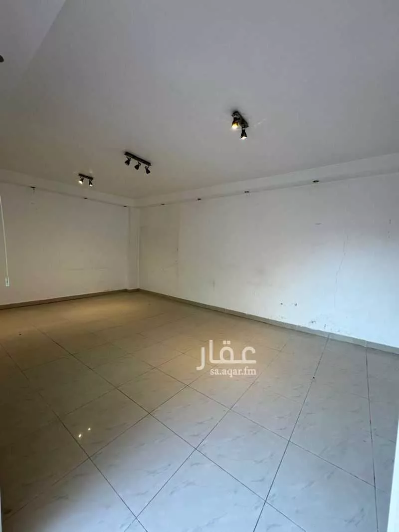 فيلا 5 غرف في الروضة 4