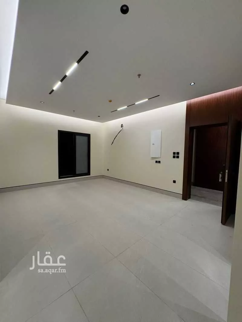 3 bedroom apartment in King Fahd, Riyadh 8