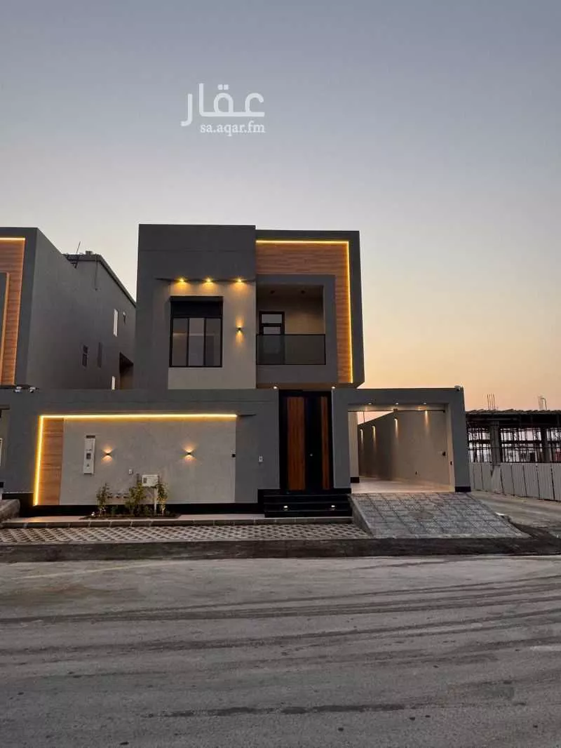 فيلا 6 غرف في السيف 4