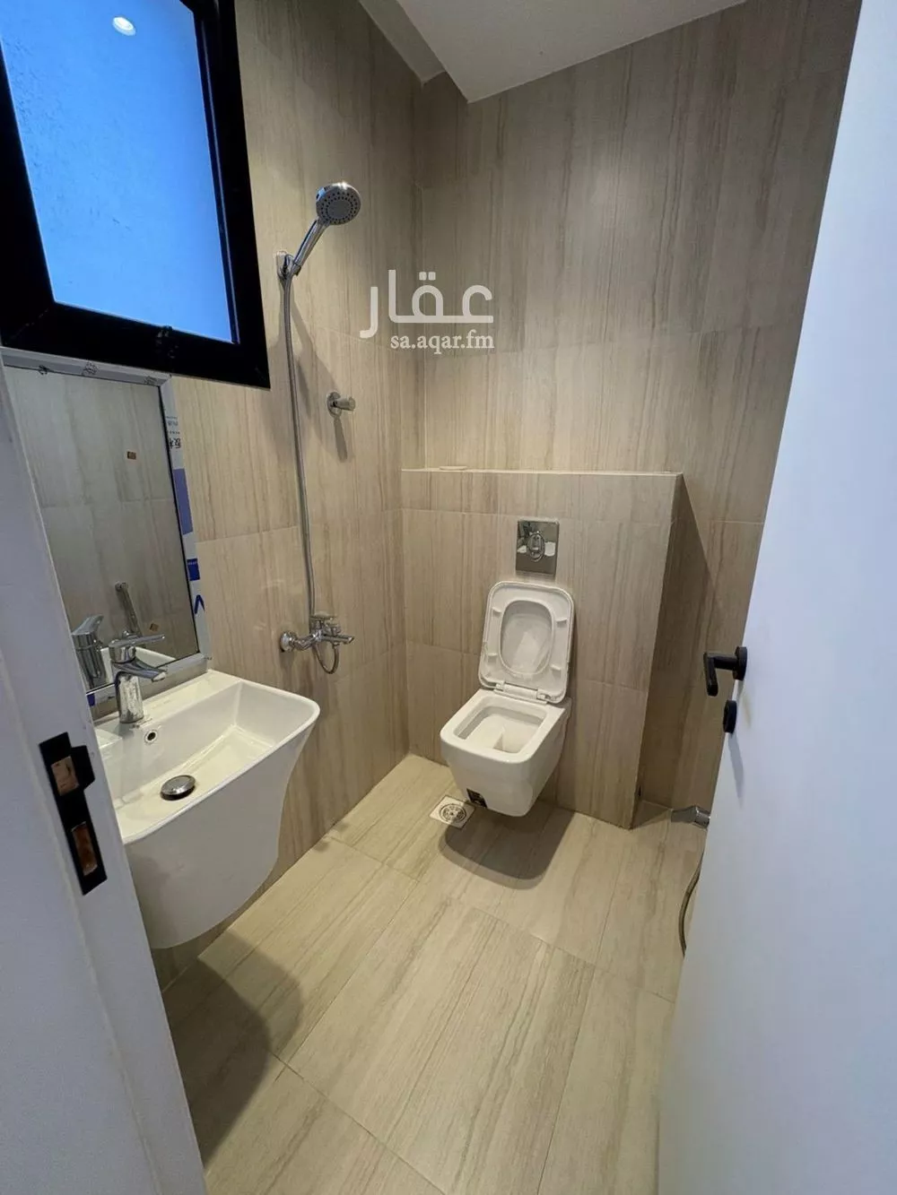 دور 3 غرف في العارض 5