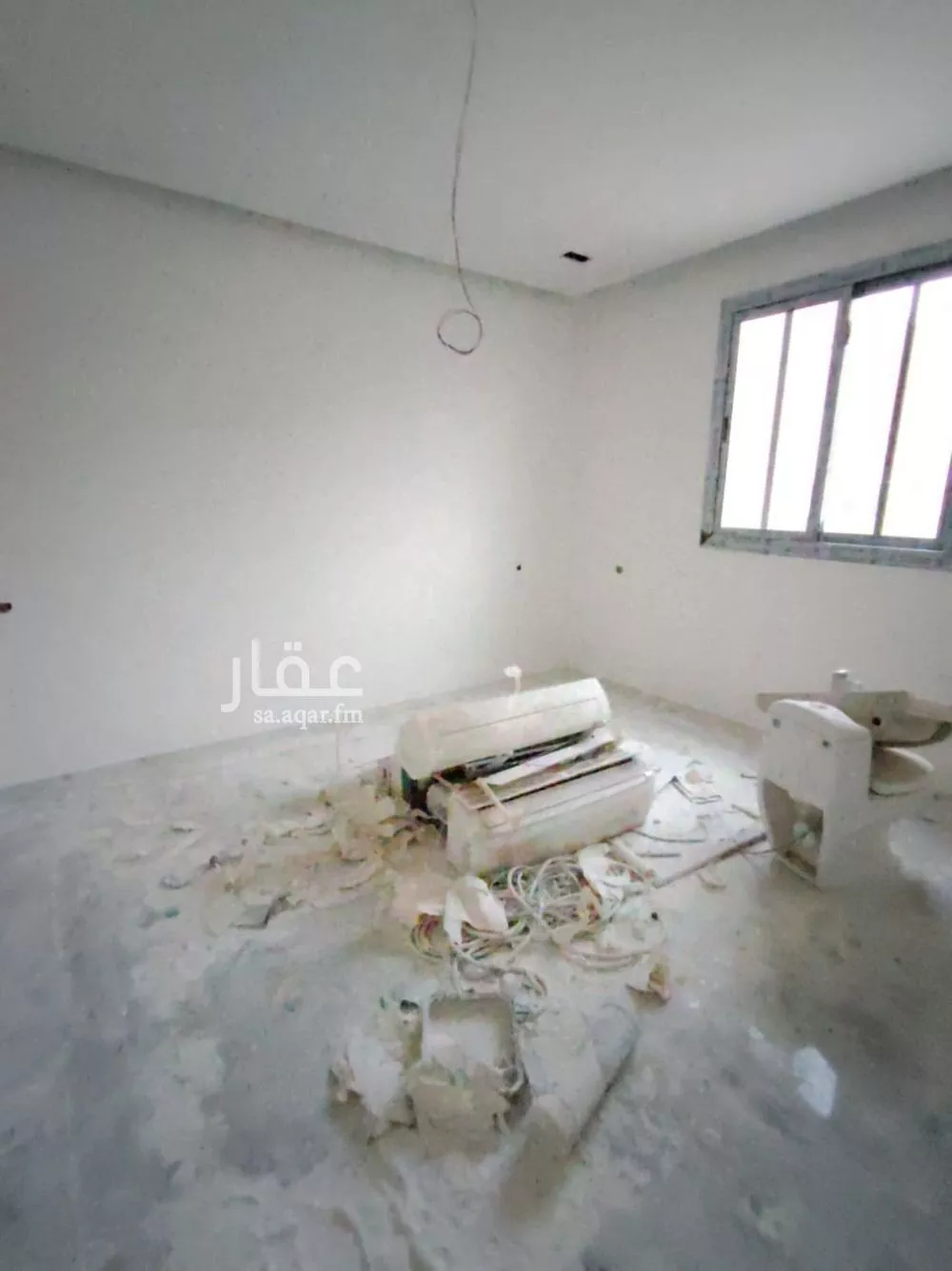 فيلا 8 غرف في الياسمين 3