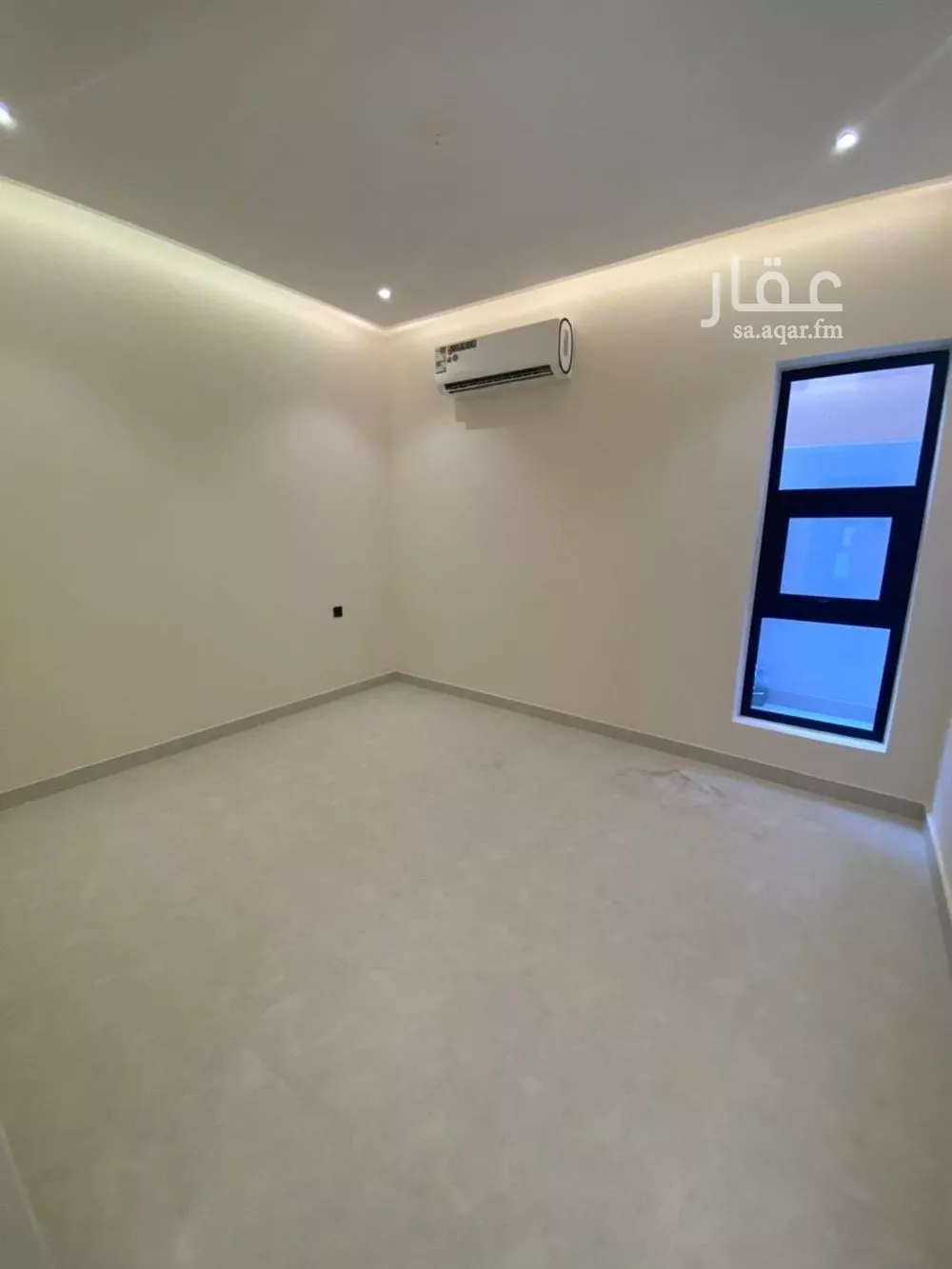 عمارة 450 م² في الضباط 3