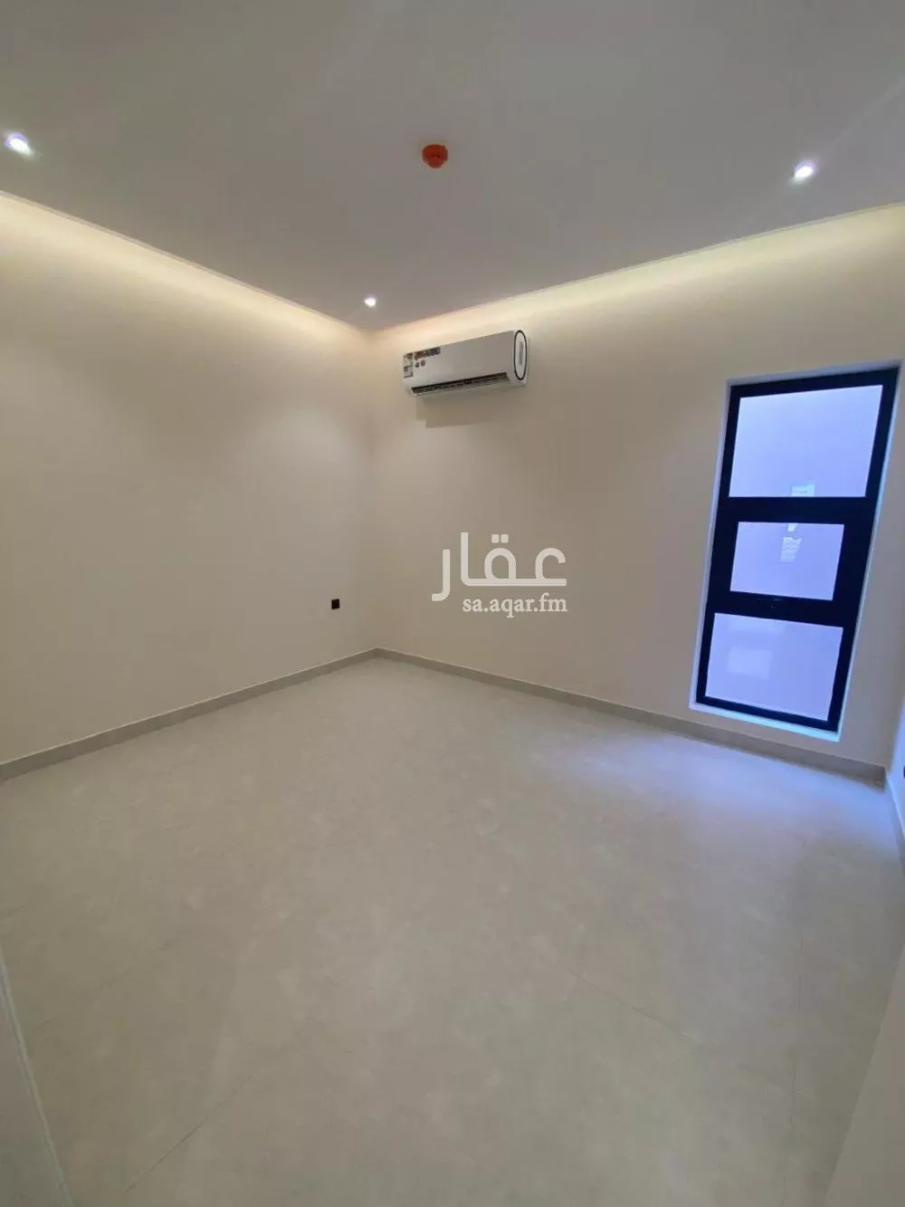 عمارة 450 م² في الضباط 2