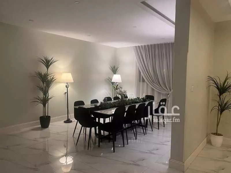 فيلا 7 غرف في الروضة 2