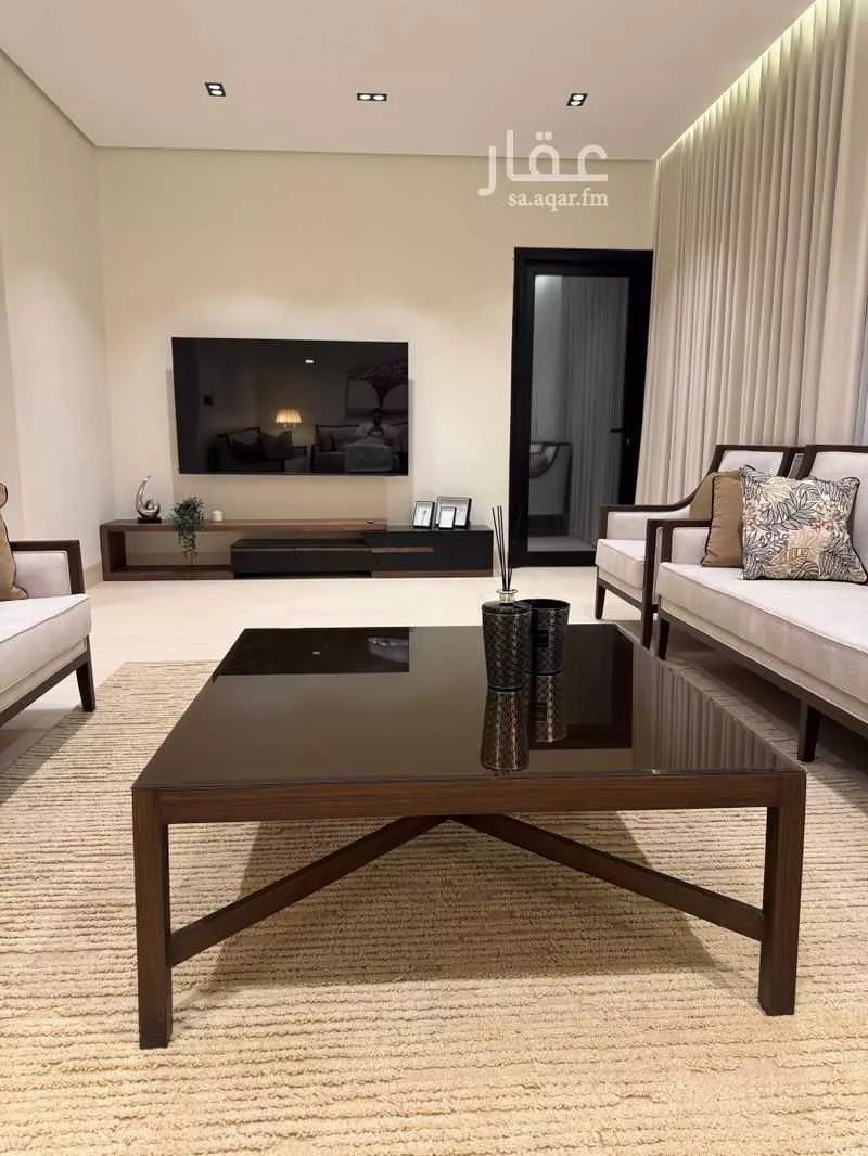 6 bedroom apartment in Ash Shulah 4