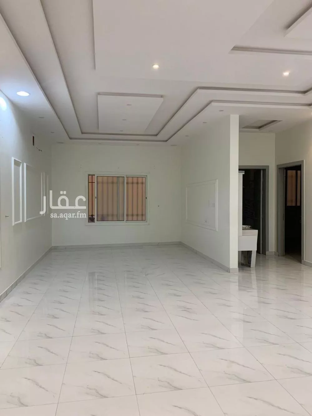 فيلا 5 غرف في القادسية 2