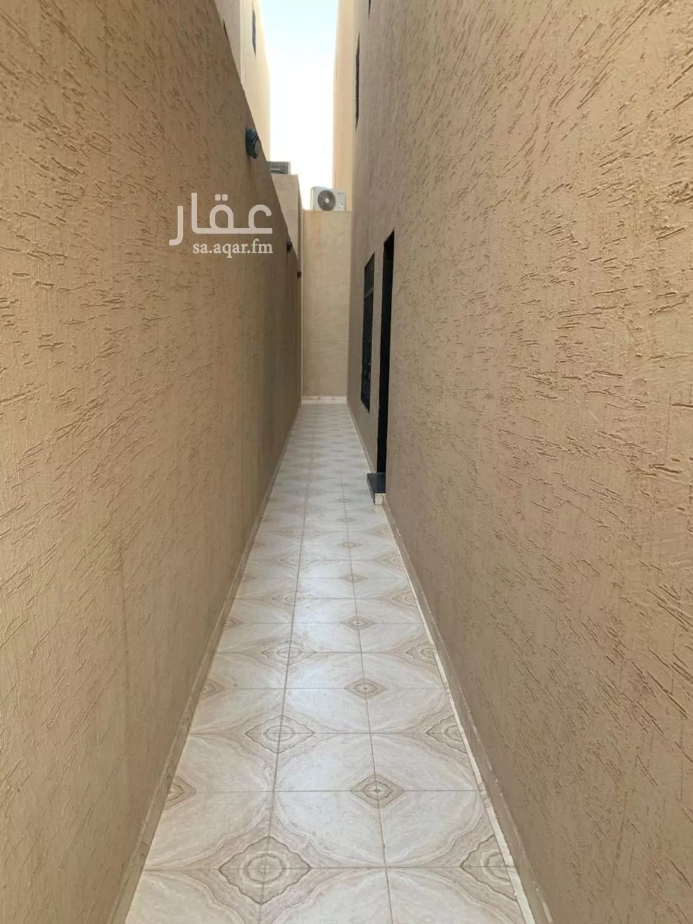 فيلا 5 غرف في القادسية 5