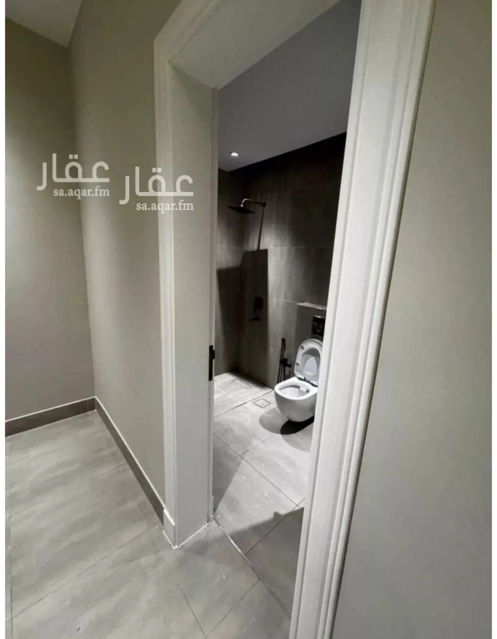 شقة 3 غرف في الملقا 4