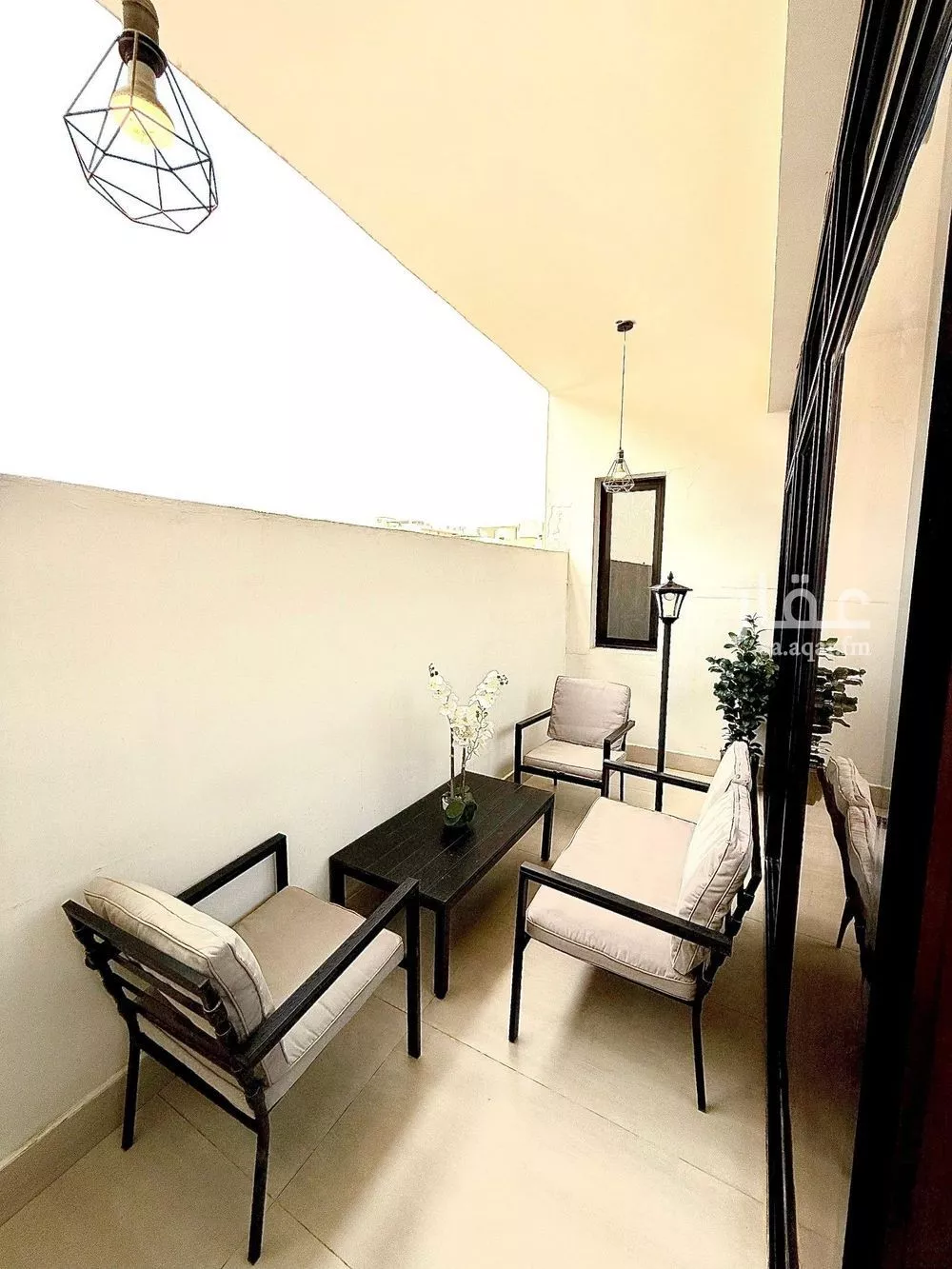 شقة 3 غرف في الملقا 3