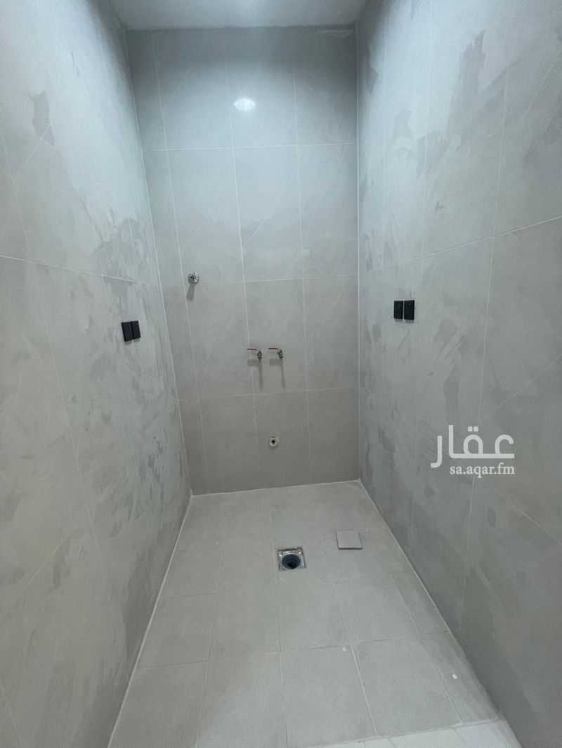 5 bedroom apartment in Badr, Eastern Province 5