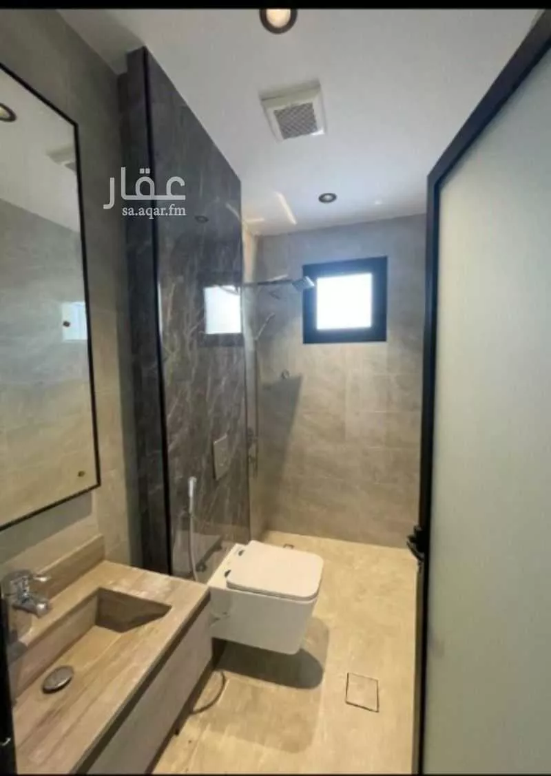 شقة 4 غرف في الحمرا 5