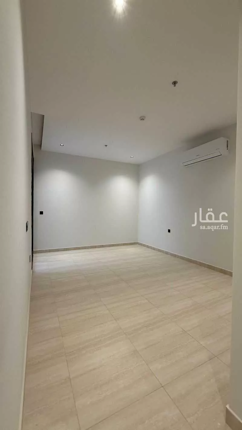 شقة 4 غرف في الرمال 3