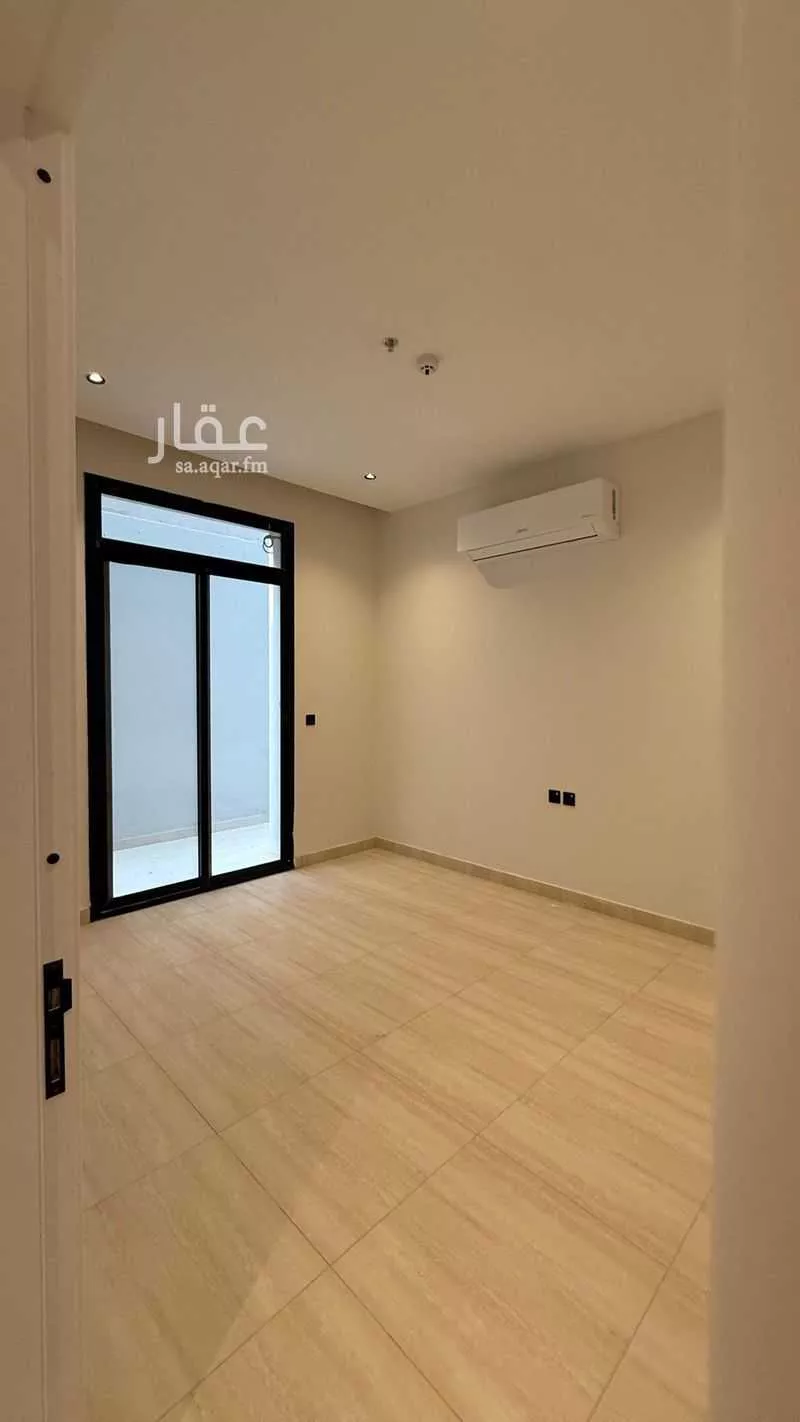 شقة 4 غرف في الرمال 5