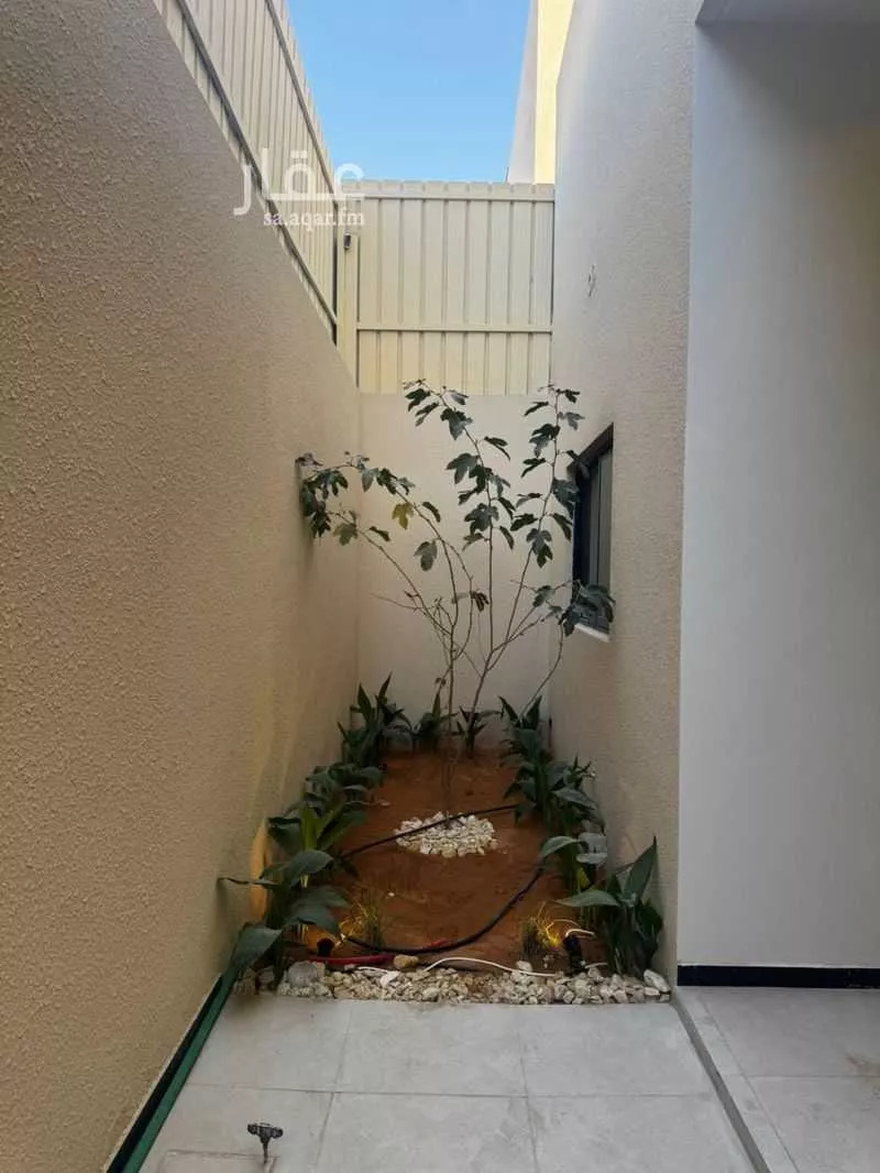 فيلا 6 غرف في الروابي 1